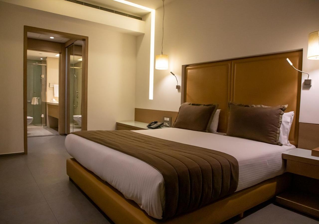 Saifi Suites Hotel Beirut Ngoại thất bức ảnh