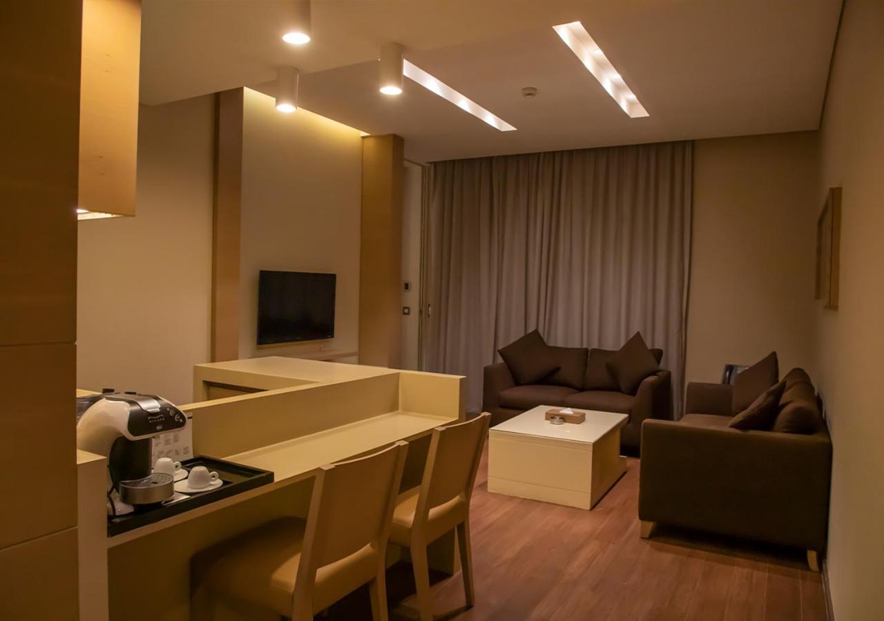 Saifi Suites Hotel Beirut Ngoại thất bức ảnh