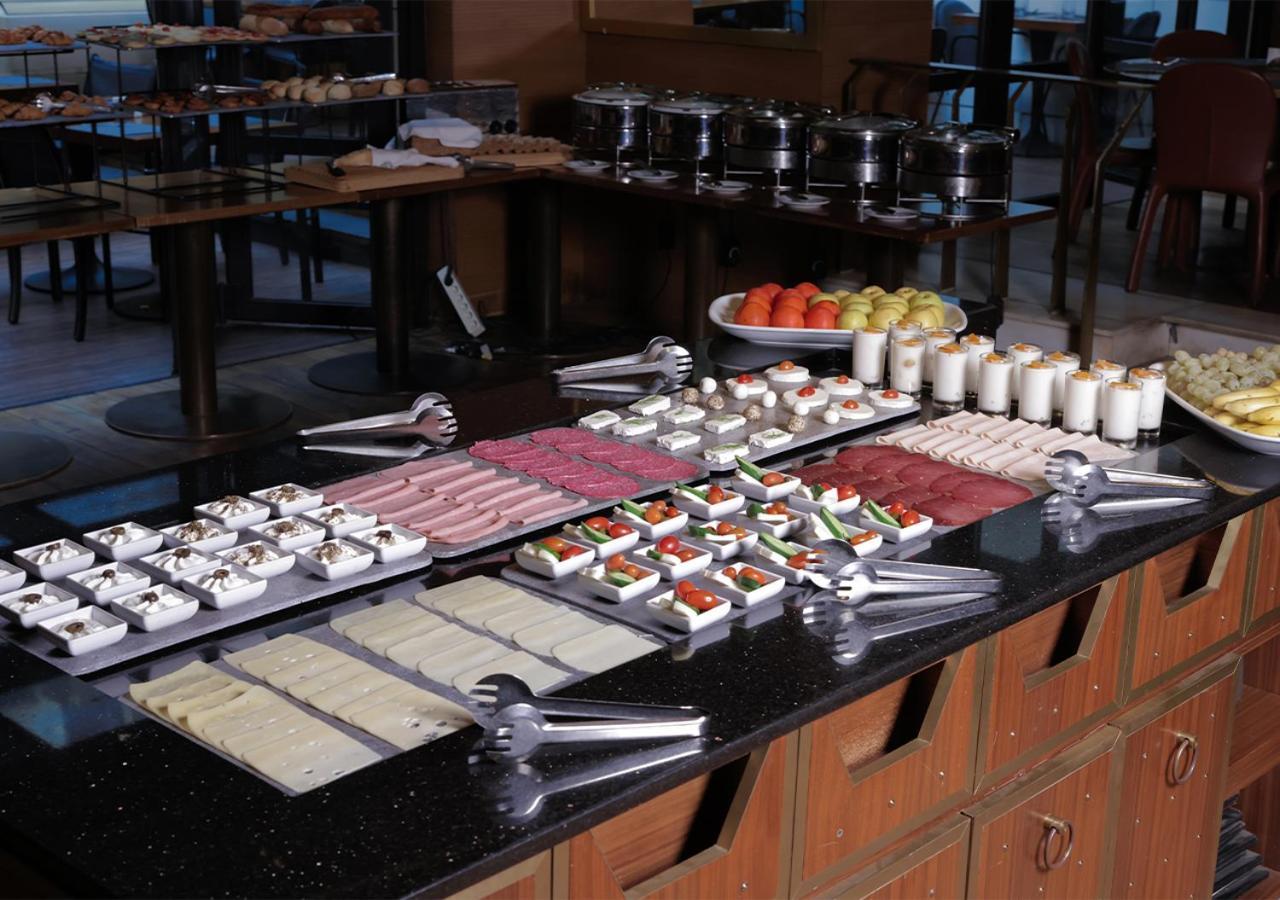 Saifi Suites Hotel Beirut Ngoại thất bức ảnh