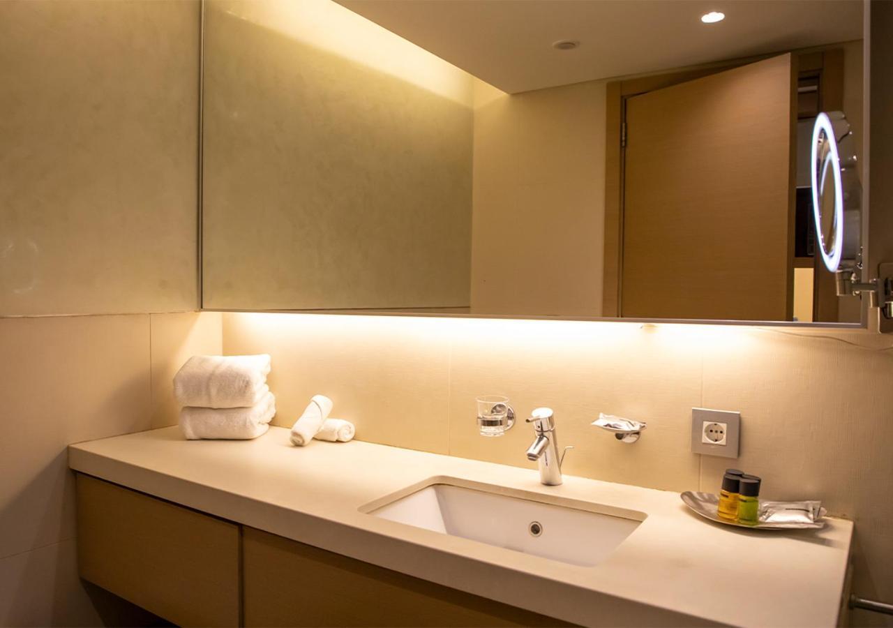 Saifi Suites Hotel Beirut Ngoại thất bức ảnh
