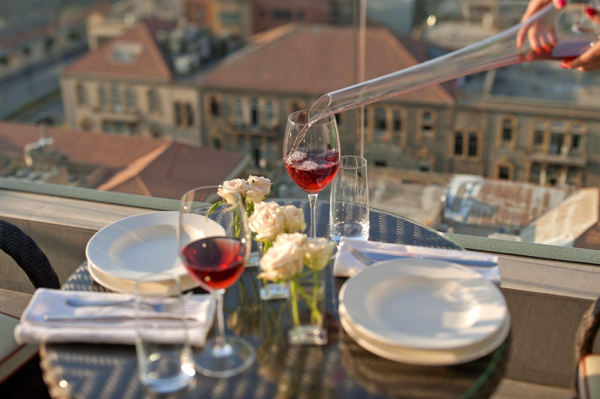 Saifi Suites Hotel Beirut Ngoại thất bức ảnh